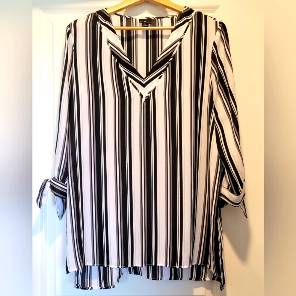 XL Black and White Striped Worthington Women's Blouse